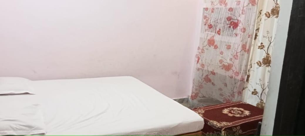 Ayodhya Vaibhav Sadan Dharmsala酒店 客房 照片