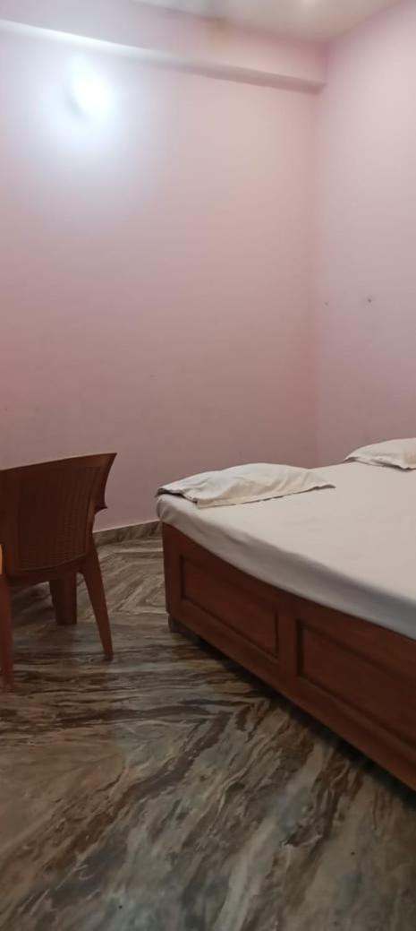 Ayodhya Vaibhav Sadan Dharmsala酒店 外观 照片