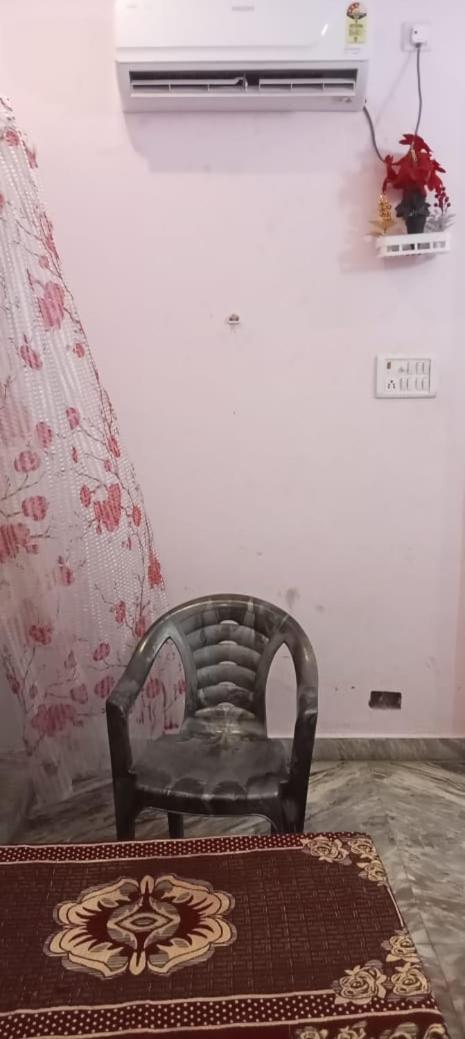 Ayodhya Vaibhav Sadan Dharmsala酒店 外观 照片